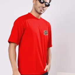 TQH Men Red Typography Printed Longline T-shirt-image-18