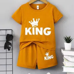MITANSH Kids Typographic Printed Pure Cotton T-shirt with Shorts-image-18