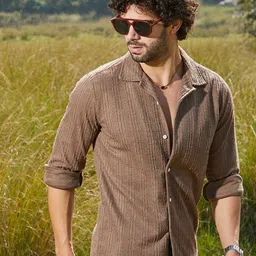 Campus Sutra Men Comfort Fit Cuban Collar Textured Casual Shirt-picture-49