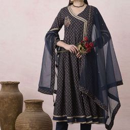 FASHOR Floral Printed V-Neck Pure Cotton Angrakha Anarkali Kurta & Trousers With Dupatta-image-58
