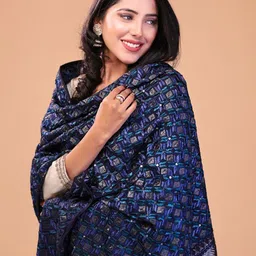 THE SHAWL STUDIO Geometric Embroidered Phulkari Dupatta-image-77