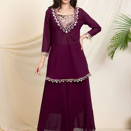 DEEBACO Printed Top With Sharara Co-Ords-image-5
