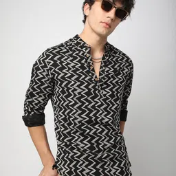 VASTRADO Geometric Ikat Printed Mandarin Collar Straight Short Kurta-picture-42