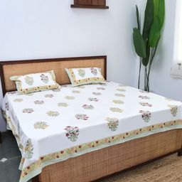 Plarsh Comfort White & Yellow Floral 300 TC King Bedsheet with 2 Pillow Covers-image-78