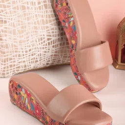Alishtezia Women Printed Open Toe Flatform Heeled Sandals-image-80