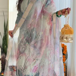 CHANDALIYO Ethnic Motifs Yoke Design Thread Work Kurta With Trousers & Dupatta image 3