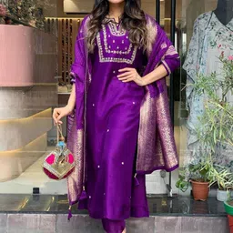 Siya Fashion Women Floral Embroidered Regular Thread Work Kurta with Trousers & With Dupatta-picture-29