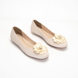 SCENTRA Women Flatforms-51