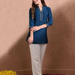 DECKEDUP Women Mandarin Collar Embroidered Tunic-image-60