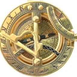Sundial with compass Compass-picture-14