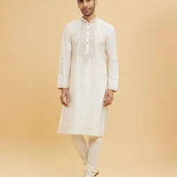 Twamev Floral Embroidered Thread Work Mandarin Collar Kurta With Churidar-image-11