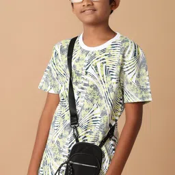 V-Mart Boys Floral Printed T-shirt With Shorts-image-23