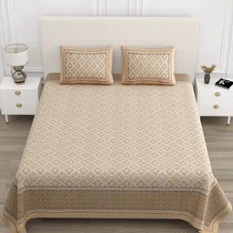 TrueYarns White & Cream-Coloured Ethnic Motifs 210 TC King Bedsheet with 2 Pillow Covers-14