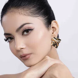 KAORI BY SHREYA AGARWAL Stainless Steel Gold-Plated Contemporary Studs-22