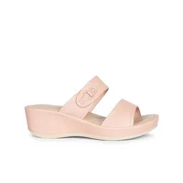 Bata comfit Solid PU Platform Sandals with Buckles image 4