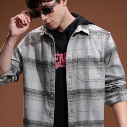 HIGHLANDER Men Spread Collar Tartan Checked Cotton Relaxed Fit Casual Shirt-image-59