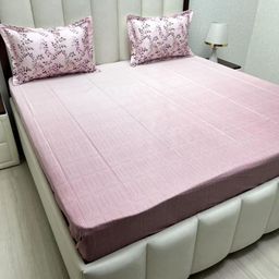 Pure Decor Pink Geometric Printed Pure Cotton 300 TC King Bedsheet Set 2.74 m x 2.74 m-image-55