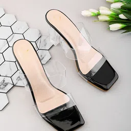 XE Looks Block Sandals-picture-26