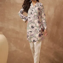 Anouk Floral Printed V-Neck Bell Sleeves Straight Kurta-picture-44