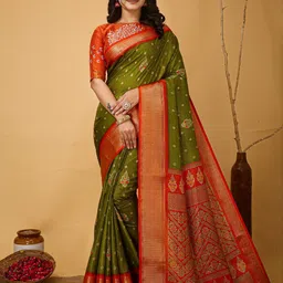DIVASTRI Woven Design Zari Banarasi Saree-picture-37