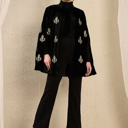 First Resort by Ramola Bachchan Women Floral Cape Jacket with Embroidered-image-39