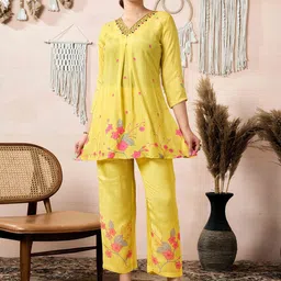 Peachmode Floral Printed Beads and Stones Tunic With Trouser-image-26