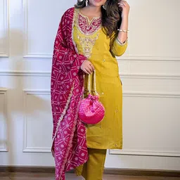 URMIR FASHION Women Ethnic Motifs Embroidered Regular Thread Work Kurta with Trousers & With Dupatta-picture-37