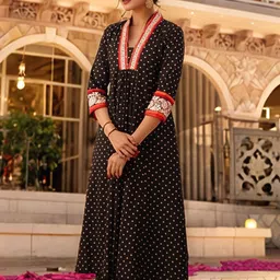 GoSriKi Women Abstract Printed Kurta with Palazzo-22