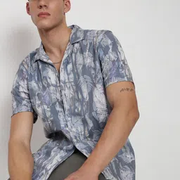 SHOWOFF Comfort Floral Printed Cuban Collar Relaxed Fit Casual Shirt-image-92