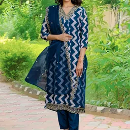 Navlik Ethnic Motifs Embroidered V-Neck Thread Work Kurta With Trousers & Dupatta-11