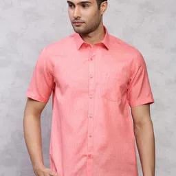 Ramraj Men Solid Spread Collar Casual Casual Shirt-image-97