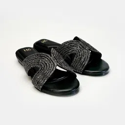 HEEL YOUR SOLE Women Embellished Leather Open Toe Flats-picture-42