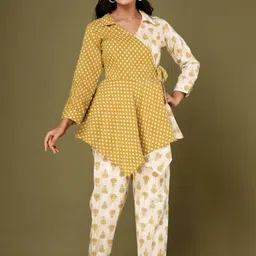 ARAVALII Top With Trousers Co-Ords Set-image-42