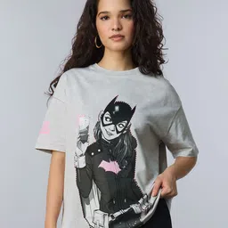 The Souled Store Women Batgirl Graphic Printed Round Neck Pure Cotton Oversized T-shirt-image-29