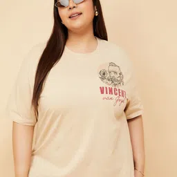 max Typographic Printed T-shirt-image-51