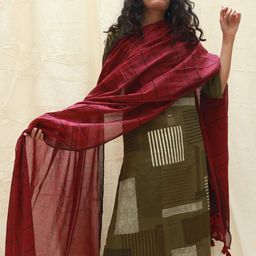 Banana Labs Checked Dupatta image 3
