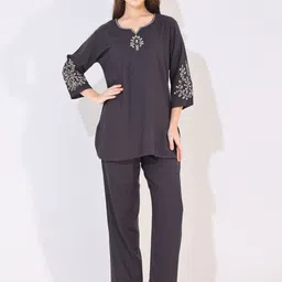 Arela Floral Embroidered Notched Round Neck Linen Tunic With Trousers-picture-40