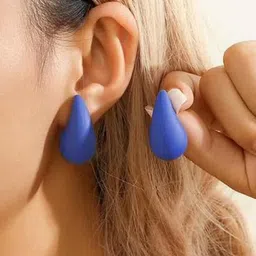 Krelin Teardrop Shaped Drop Earrings image 4
