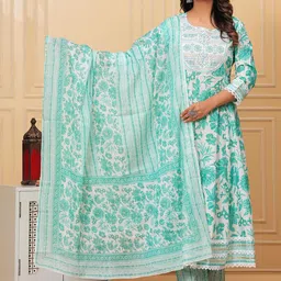 MEERA FAB Floral Printed Thread Work Pure Cotton Anarkali Kurta With Trousers & Dupatta-picture-4