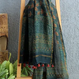 Weaves of Tradition Ethnic Motifs Printed Block Print Dupatta image 3