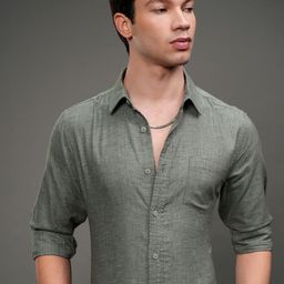 HIGHLANDER Men Slim Fit Cutaway Collar Vertical Striped Cotton Casual Shirt-picture-38