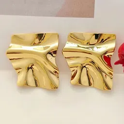 DIVASTRI Square Studs Earrings image 2