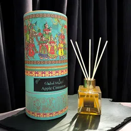GLOBAL AROMA Blue & Red Apple Cinnamon Reed Aroma Oil Diffuser & Sticks 100ml image 2