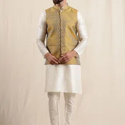 Anouk Men Regular Kurta with Pyjamas-image-6