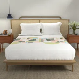 URBAN SPACE White & Green Geometric Cotton 144 TC Queen Bedsheet with 2 Pillow Covers-image-46