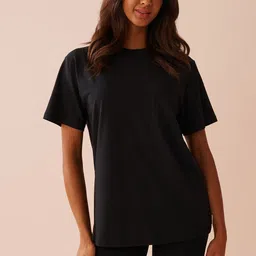 La Vie en Rose Round Neck Lounge Tshirt With Pocket-image-19