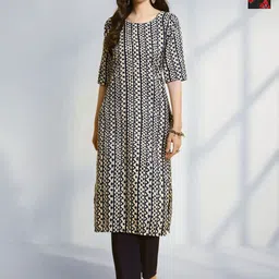 HERE&NOW Women Ethnic Motifs Printed Regular Kurta with Trousers-image-38