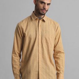 Klub Fox Men Slim Fit Spread Collar Geometric Printed Cotton Casual Shirt-image-91