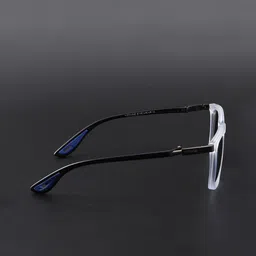 Voyage Unisex Square Sunglasses with Polarised and UV Protected Lens image 4