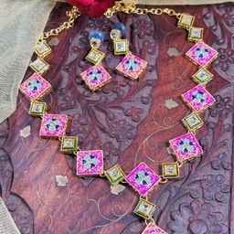 Anouk Women Pink Jewellery Set-picture-49